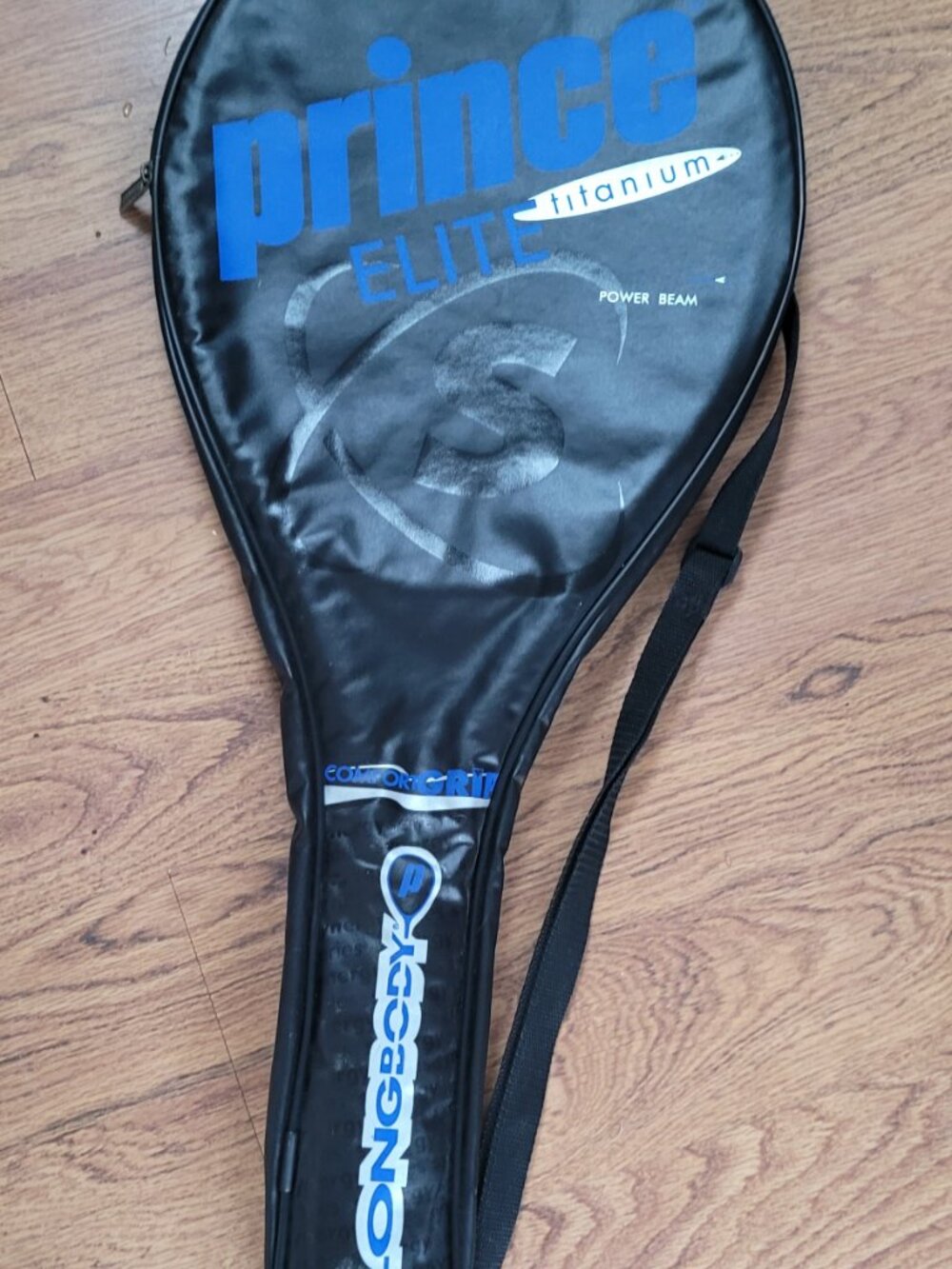 Tennis Racket and Bag - Picture 2 of 10